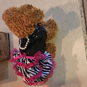 Cute dress with necklace